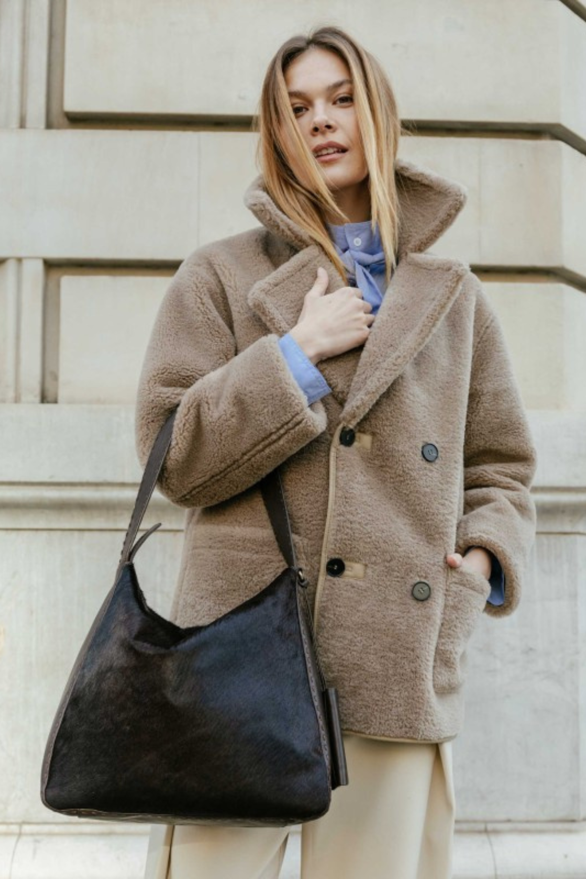 Sac hobo cuir à poils Biba Genola – Grand sac épaule marron ou motif vache