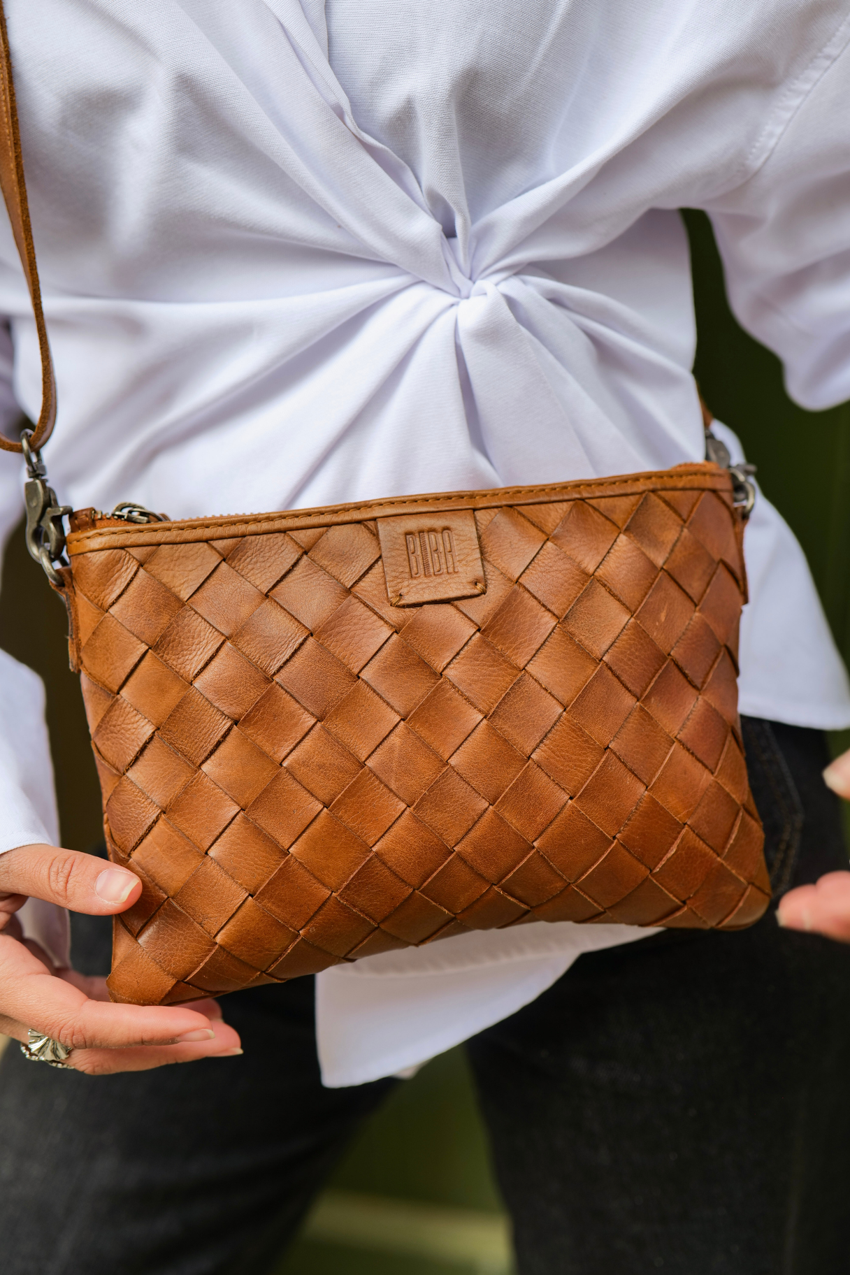 Mini sac Lewisburg camel détails Biba