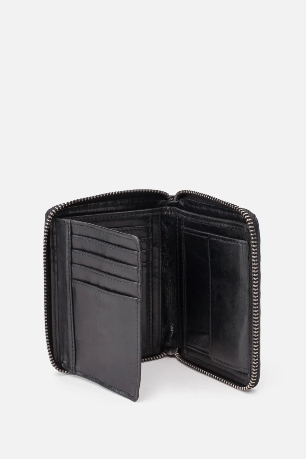Détail intérieur portefeuille cuir BIBA Moab