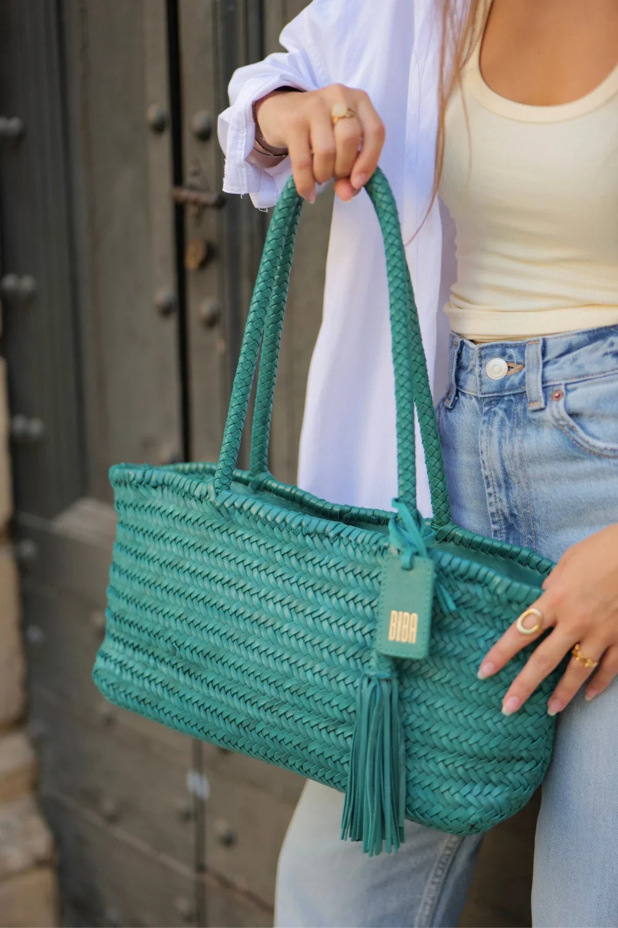 Sac à main en cuir tressé BIBA Perkins PER10L turquoise – détail du tressage