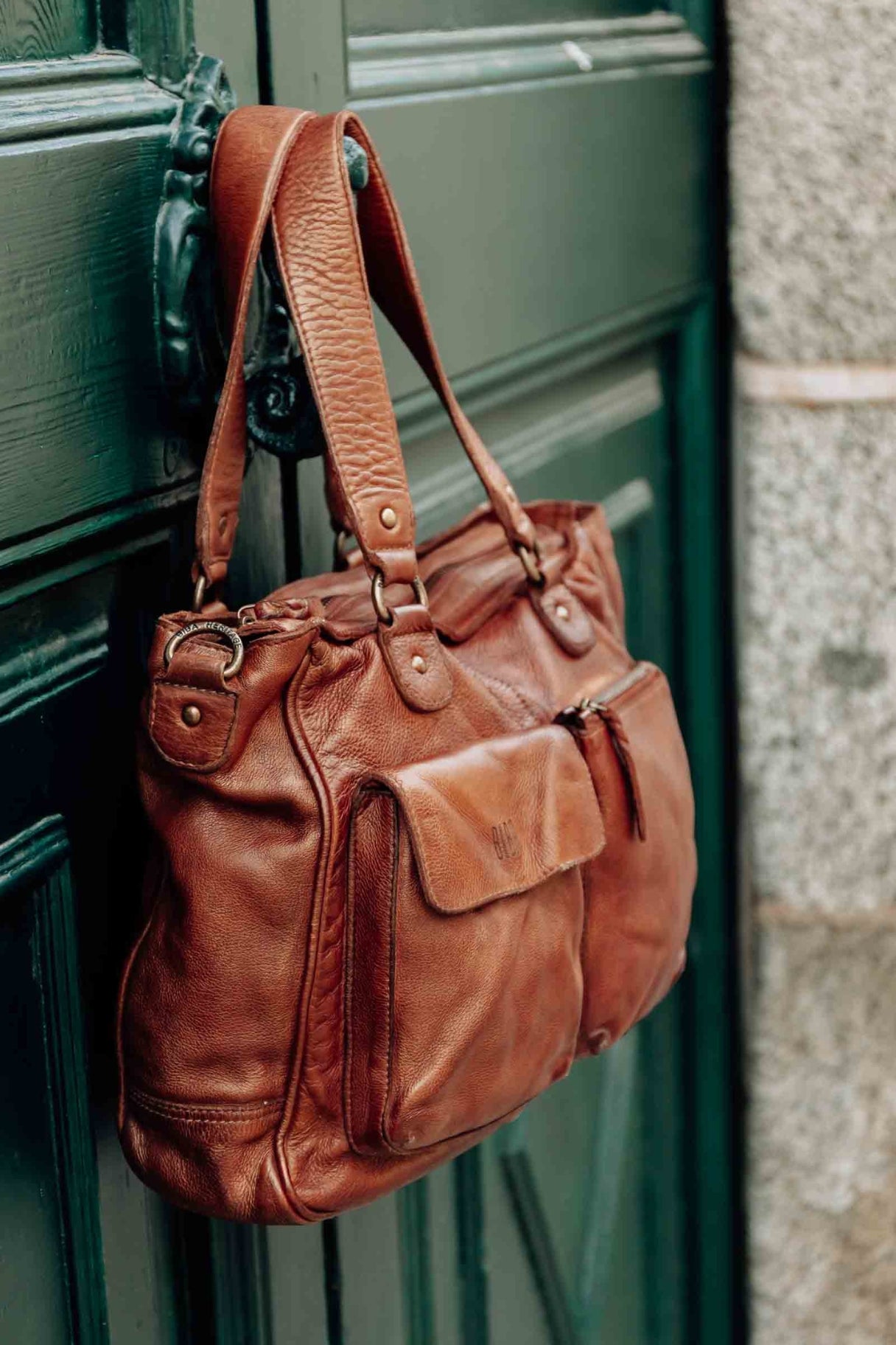 Sac épaule BIBA Keno en cuir lavé nacré cuero, ligne Heritage