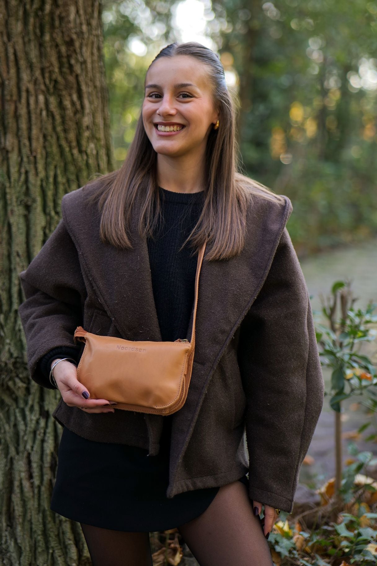 Petit sac bandoulière en cuir naturel tannage végétal