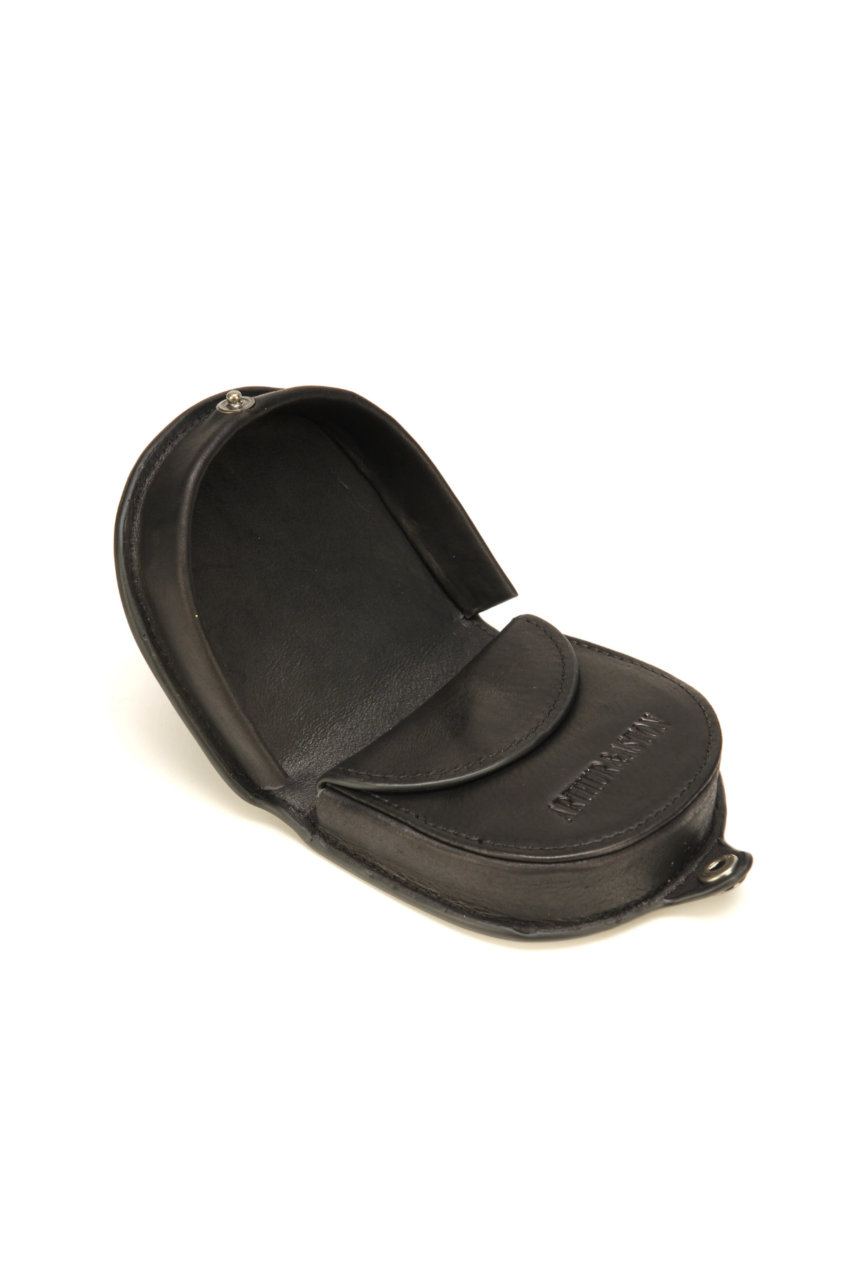 porte-monnaie Louis compact en cuir vachette gras avec fermeture pression intérieure