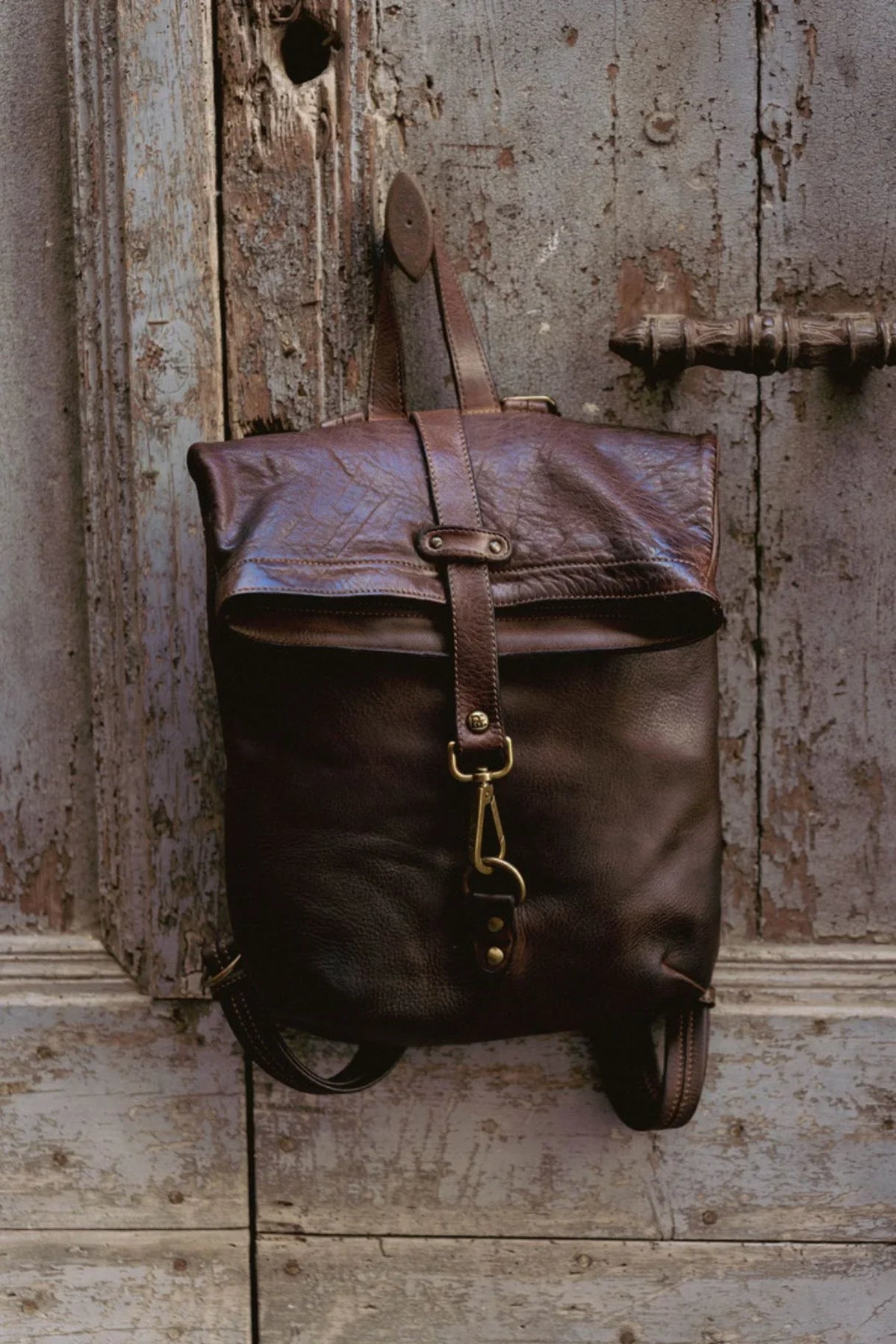 Sac à dos en cuir marron foncé Bayside Jules pour homme, cuir tanné végétal