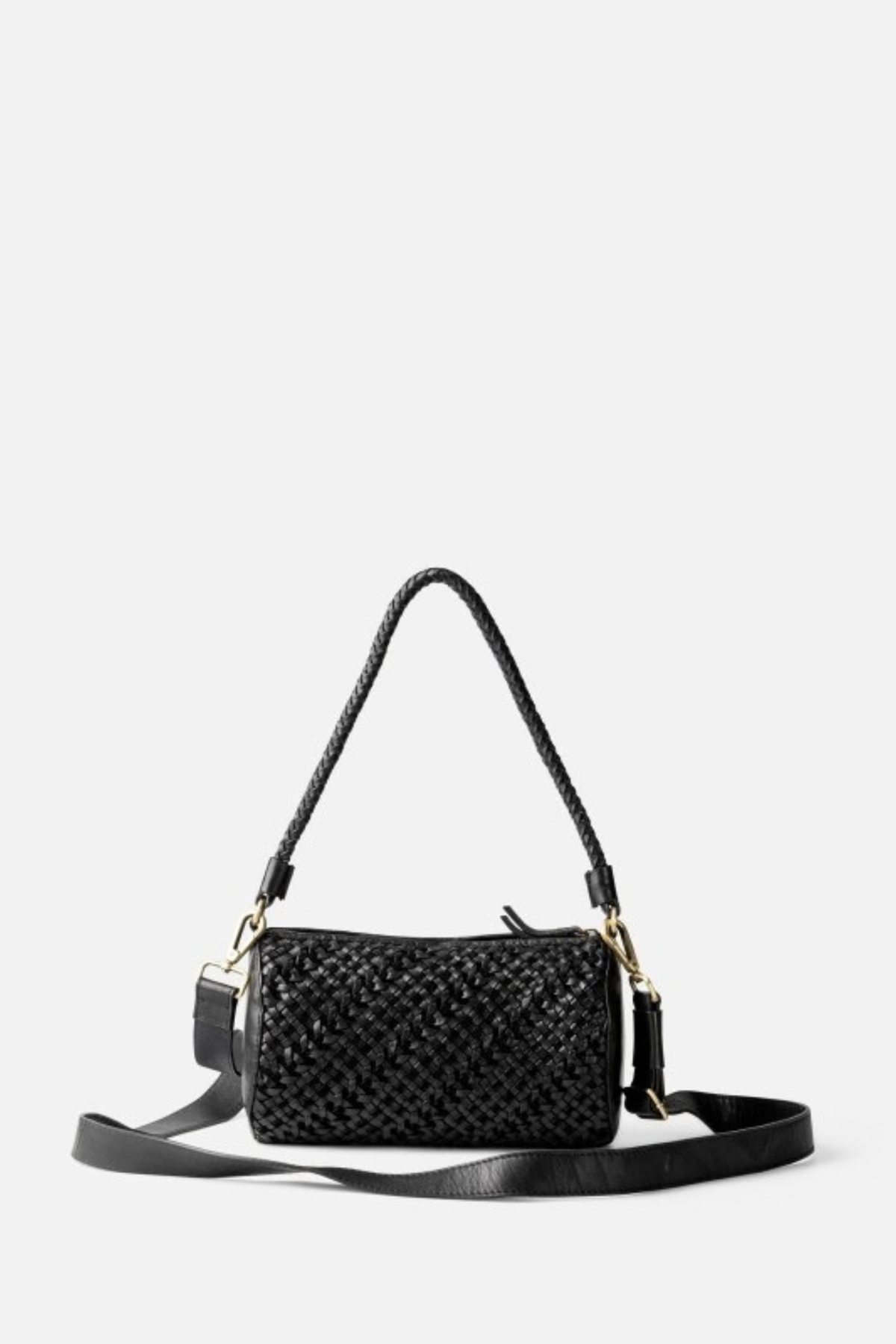Sac Selma Biba noir avec sa bandoulière réglable dépliée