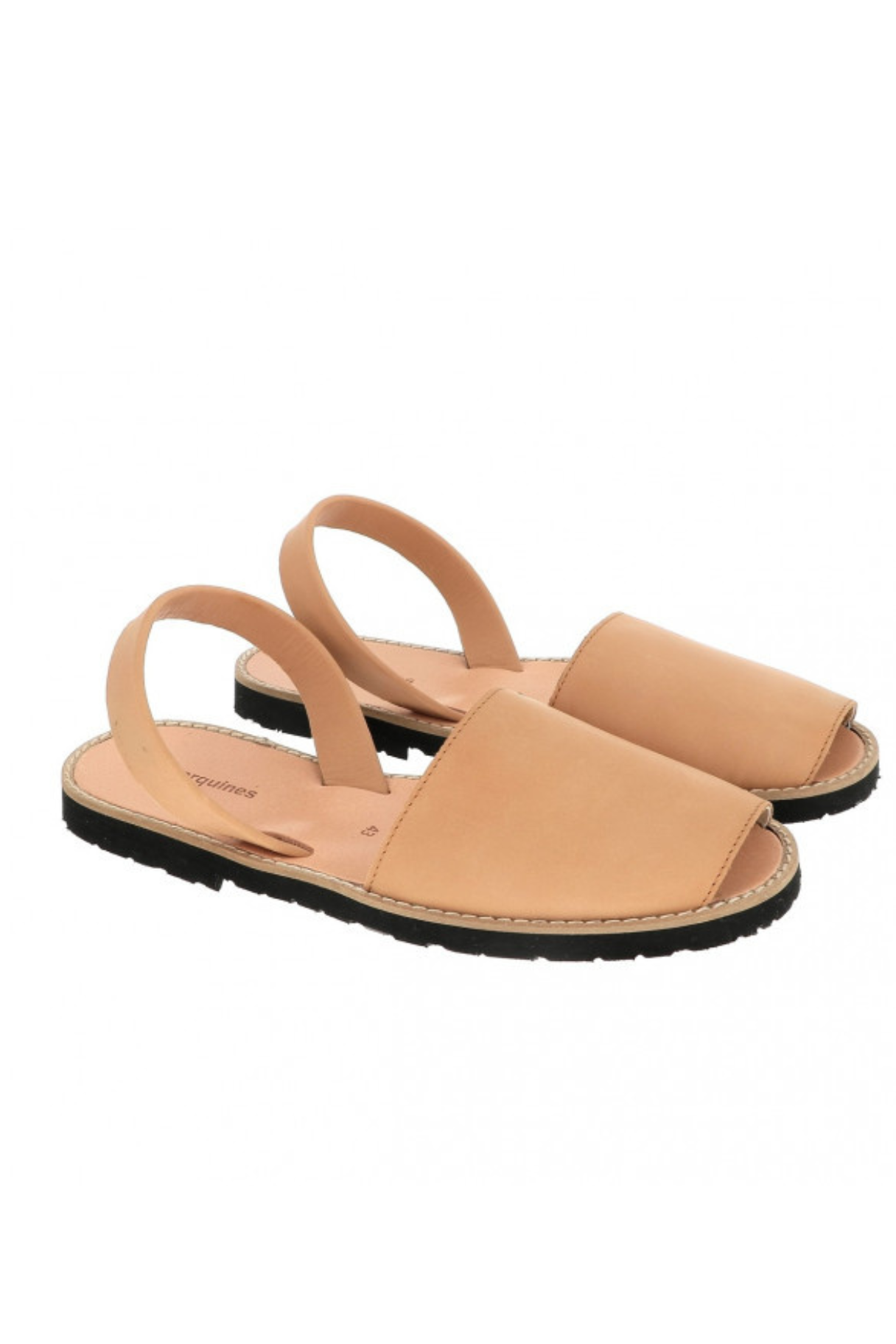 Sandales minorquines en cuir camel – vue trois-quarts
